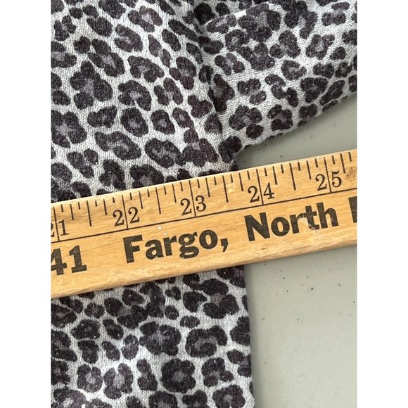 J. Jill Leopard Long Sleeve Sweater Top Womens L Crewneck Cotton Blend Gray - Picture 6 of 8